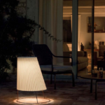 M2258 Lampe de sol extérieur sans fil