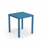 M1003 Table colorée 70x70cm